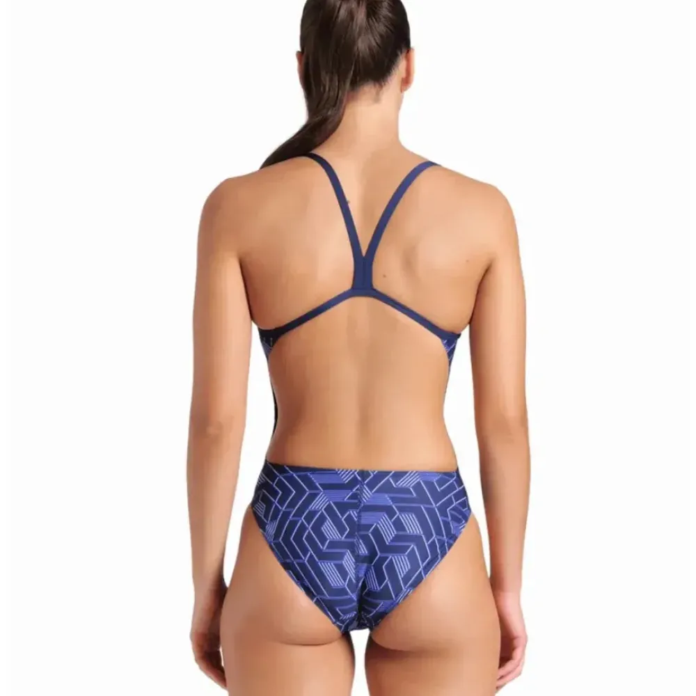 Arena Escape Challenge Back Swimsuit Fashion